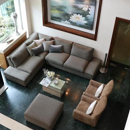 Meson Ejecutivo Guadalajara Minerva - Av Mexico Hotel Bagian luar foto