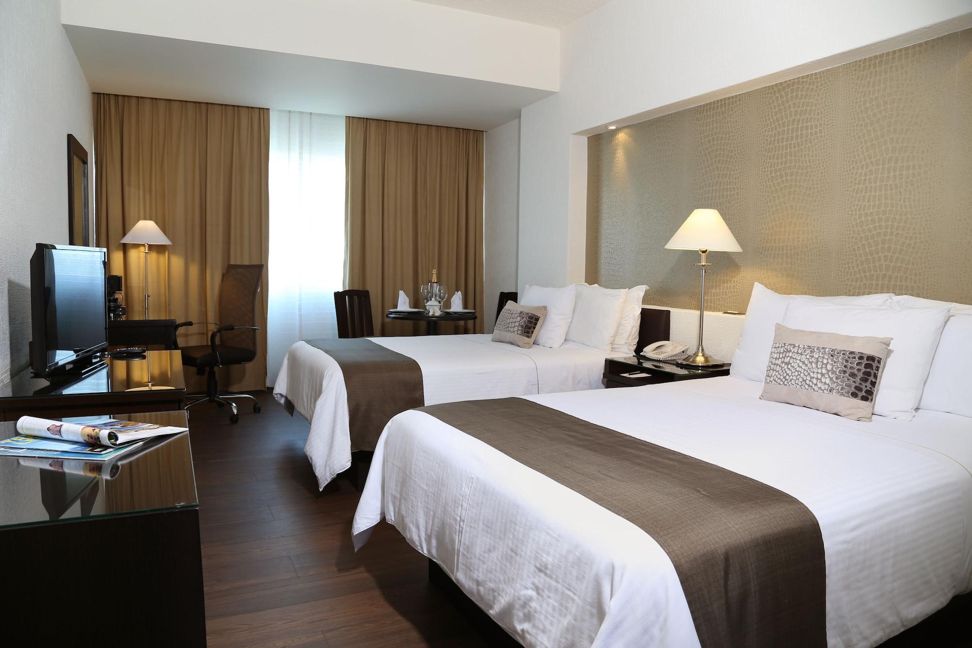 Meson Ejecutivo Guadalajara Minerva - Av Mexico Hotel Bagian luar foto