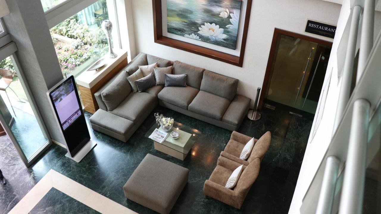 Meson Ejecutivo Guadalajara Minerva - Av Mexico Hotel Bagian luar foto